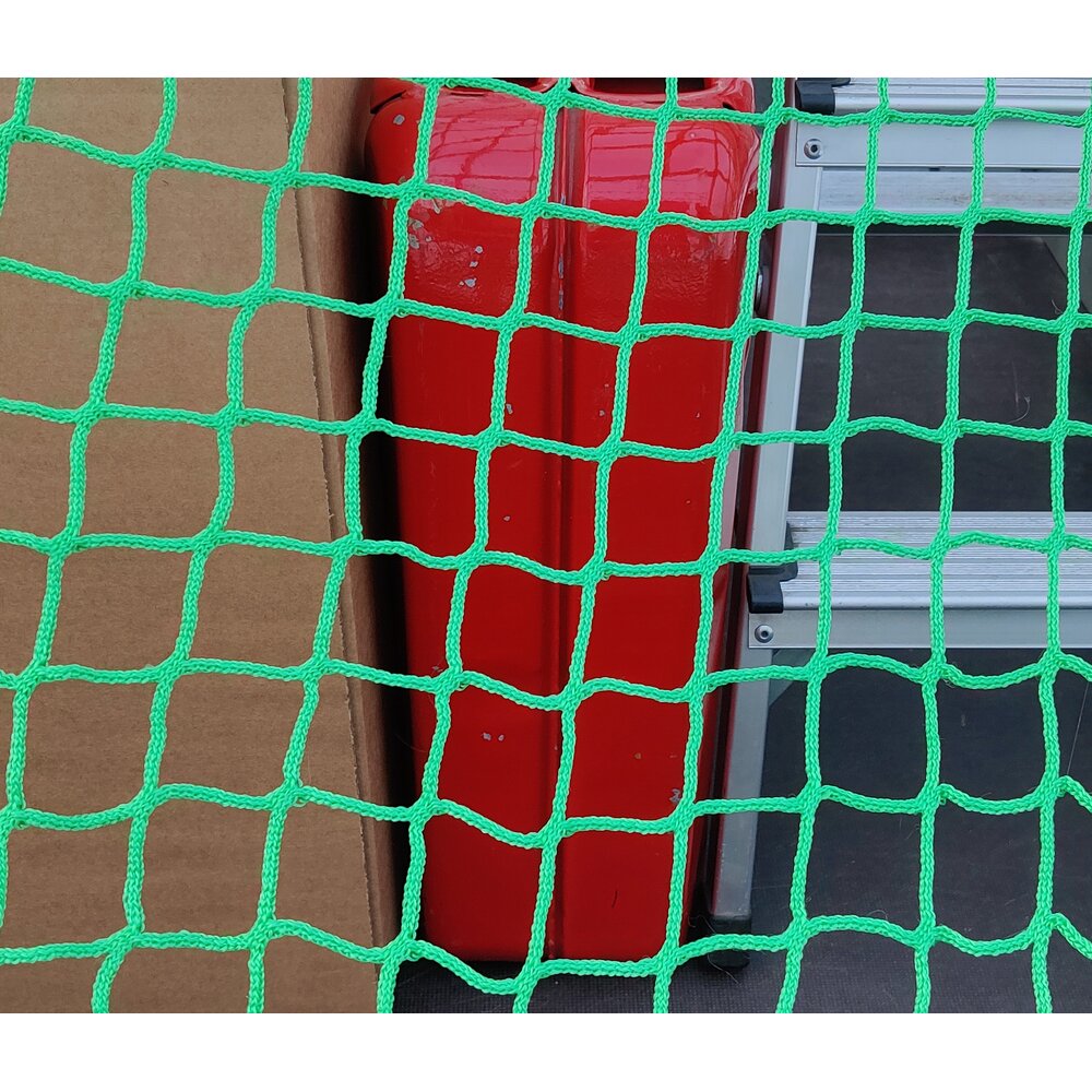 Cargo nets for trailers